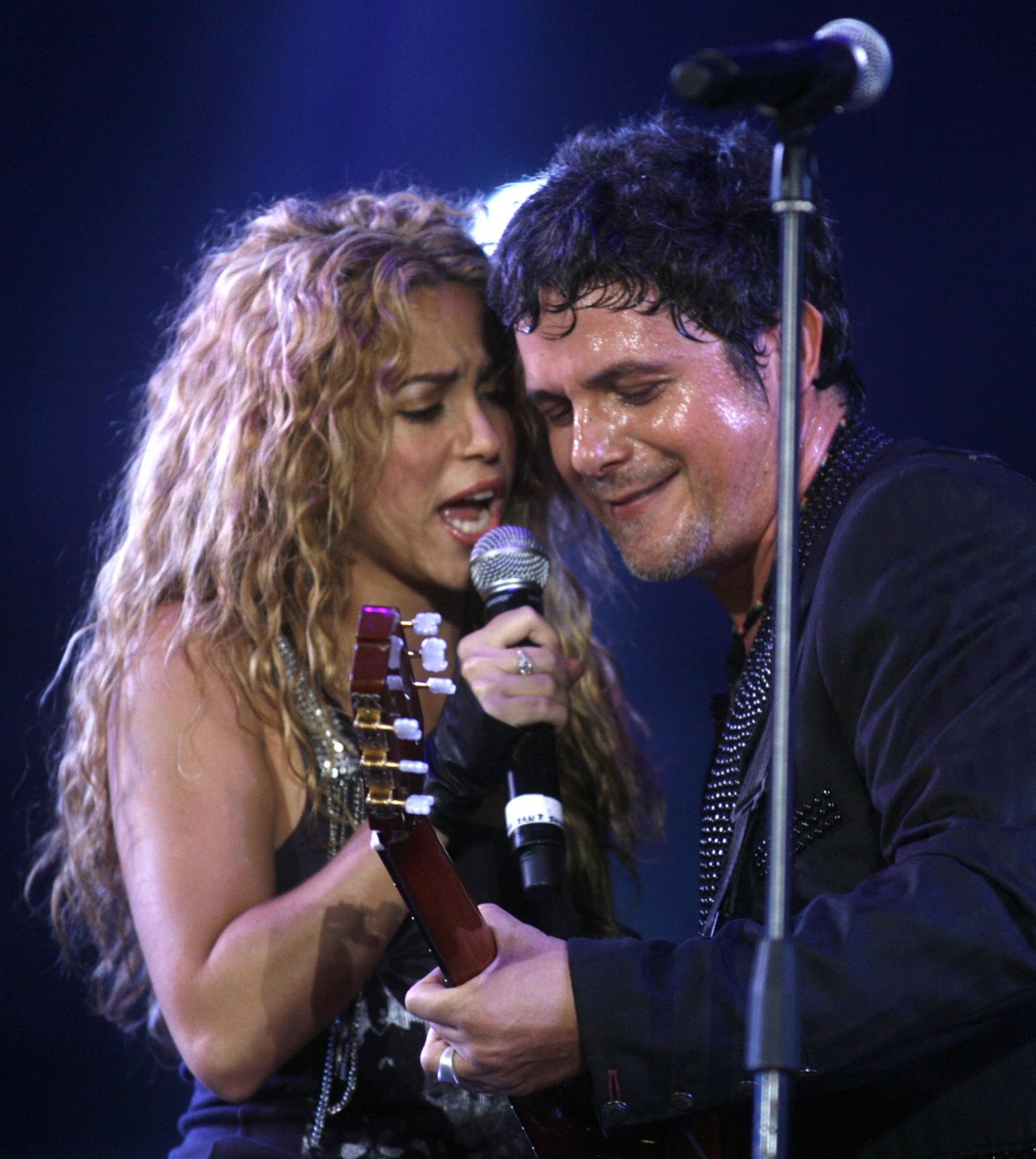 Shakira y alejandro sanz comprarán una mansión juntos?